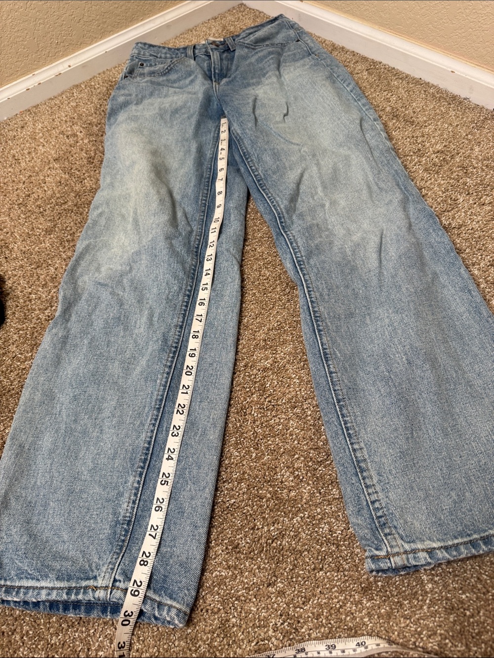 BDG Light Blue Women's Wide Leg Jeans Tapered Baggy SZ 25" Small flaw - Picture 3 of 11